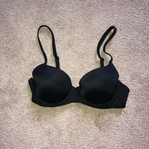 Victoria Secret PINK wear everywhere bra